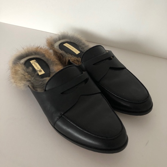 Louise Et Cie Dugan II Genuine Rabbit Fur penny loafer Mules - Picture 2 of 11